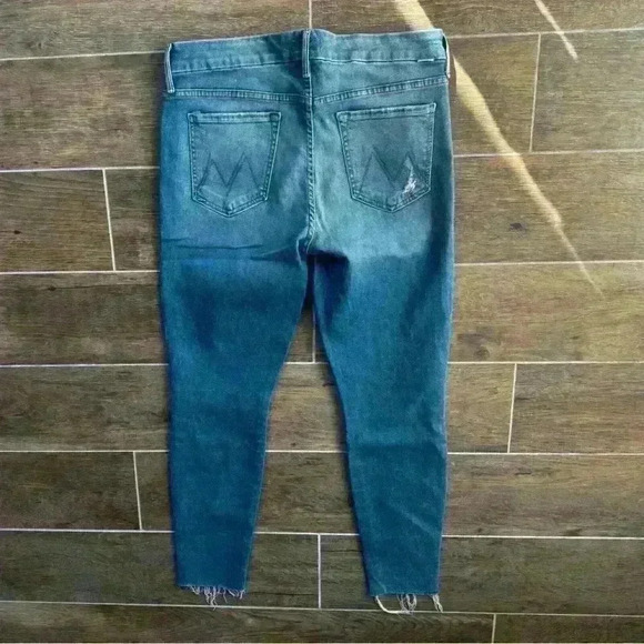 MOTHER THE LOOKER ANKLE FRAY LOVE GUN STYLE# 1431-470 & CUT# 700945 32 SOLD OUT - Picture 3 of 15